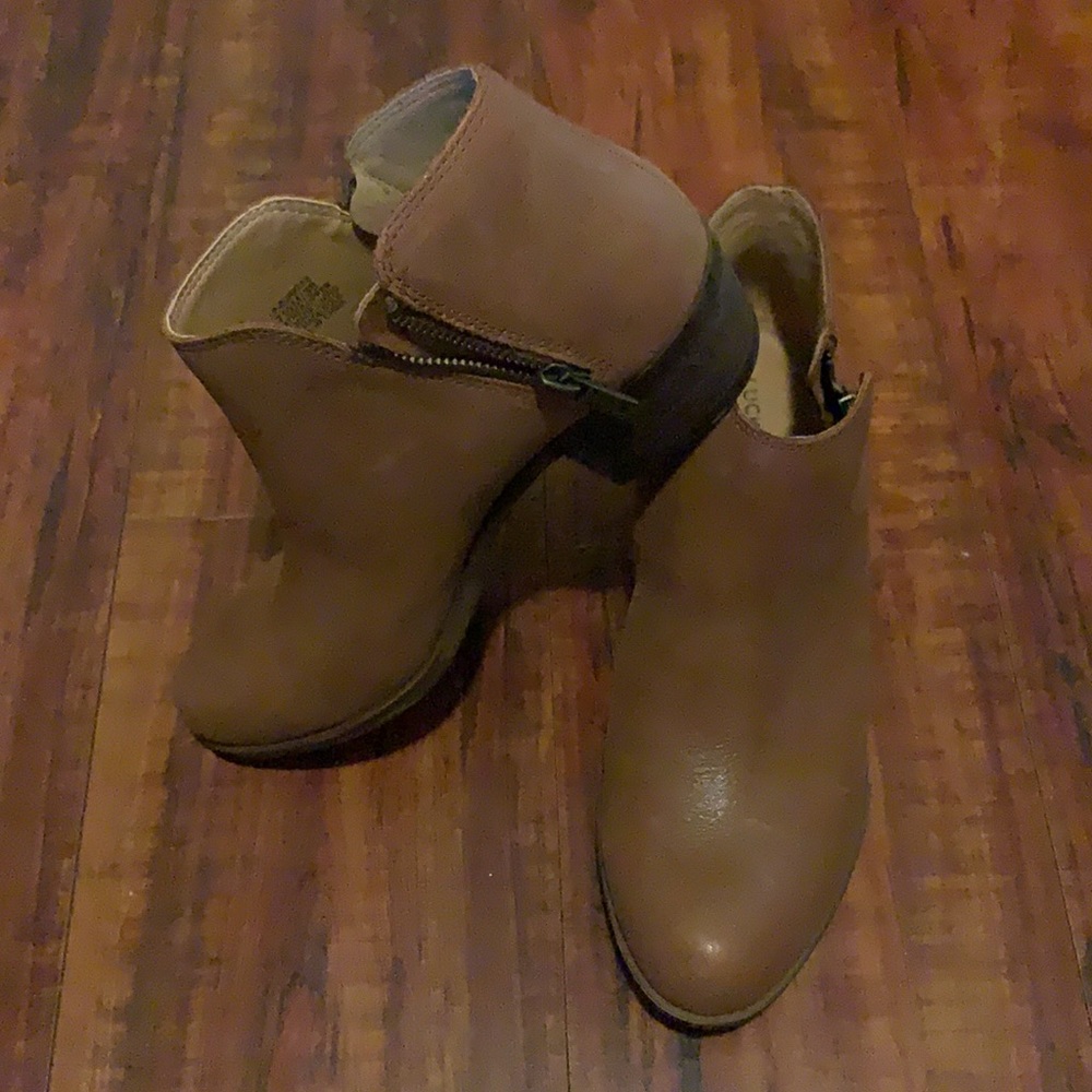 Booties - Picture 2 of 6